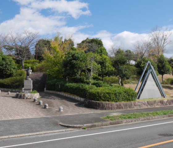 三好ヶ丘桜公園