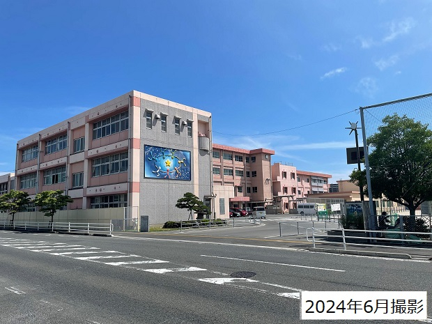 公集小学校