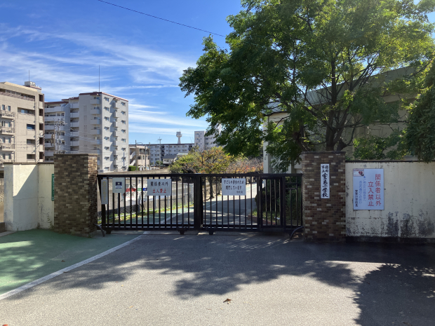 福岡市立　室見小学校