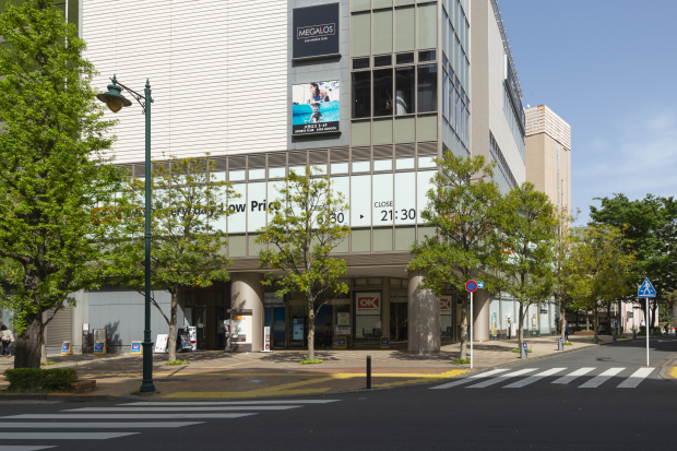 生鮮食品は、高鮮度・美味しさ・高品質を先ず吟味し、その上で安さを訴求しています。ナショナルブランド商品については、地域一番の安値を目指しています。