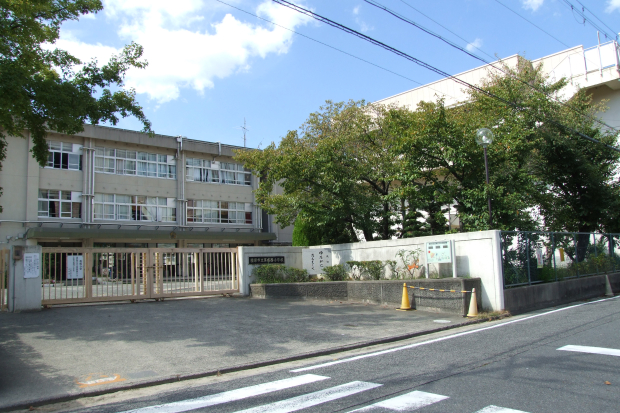 市立耳成西小学校