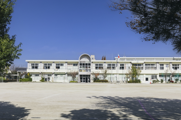 岡崎市立羽根小学校