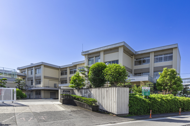 豊田市立若園中学校