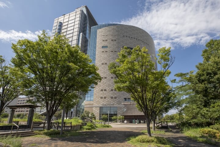 大阪歴史博物館（徒歩7分／約560m）